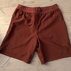 Nike pro shorts red burgundy maroon medium